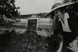 Image description is not available for 1996.064